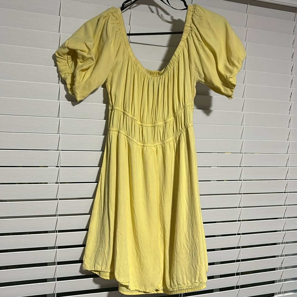 (L) Yellow forever 21 mini dress